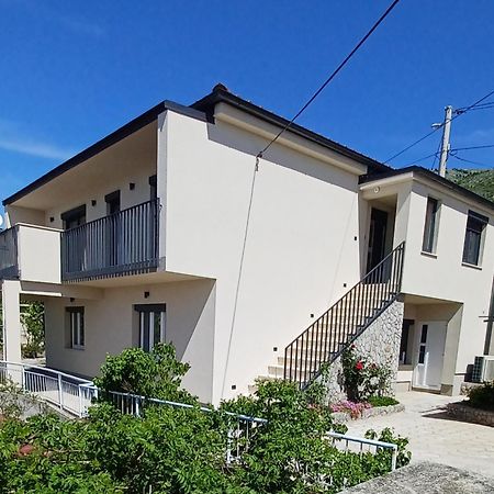 Apartmani Nada Senj  Eksteriør bilde